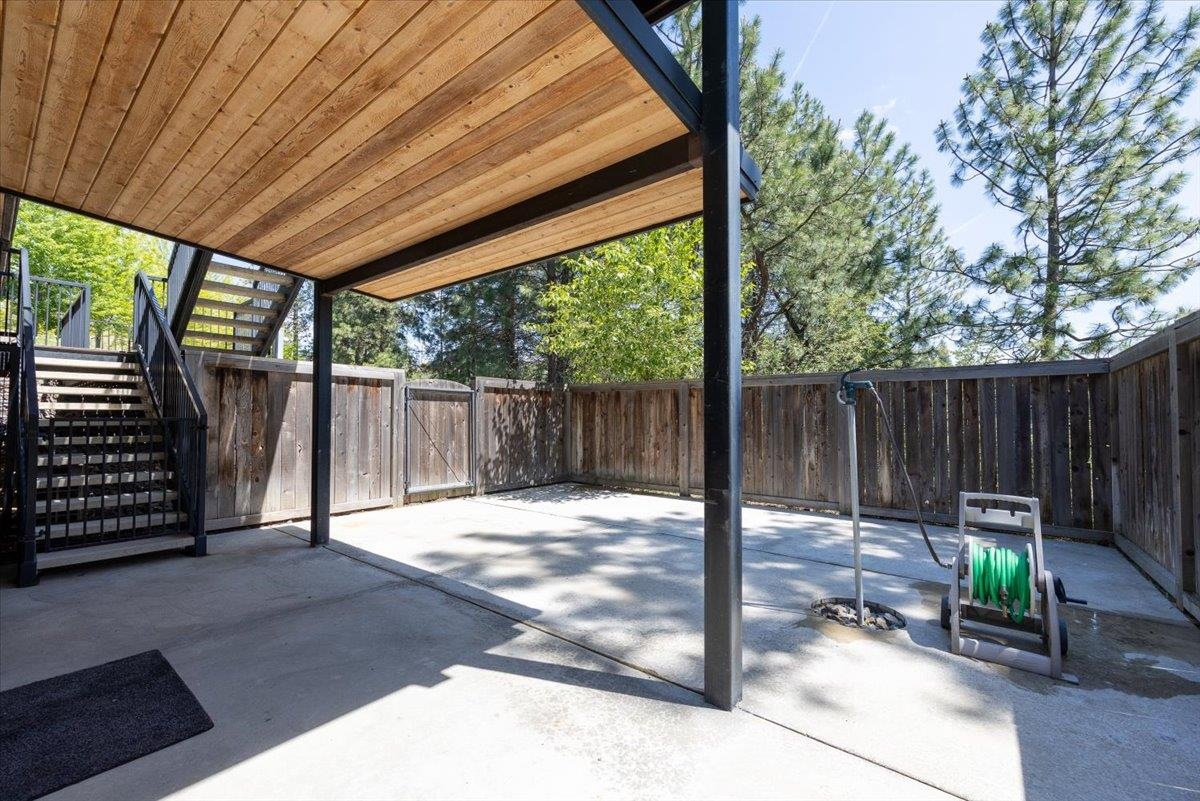 17323 North Lower Greenbluff Road Colbert, WA 99005 - Photo 25 of 47