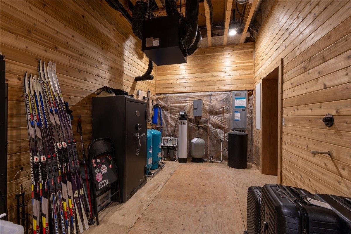 17323 North Lower Greenbluff Road Colbert, WA 99005 - Photo 31 of 47