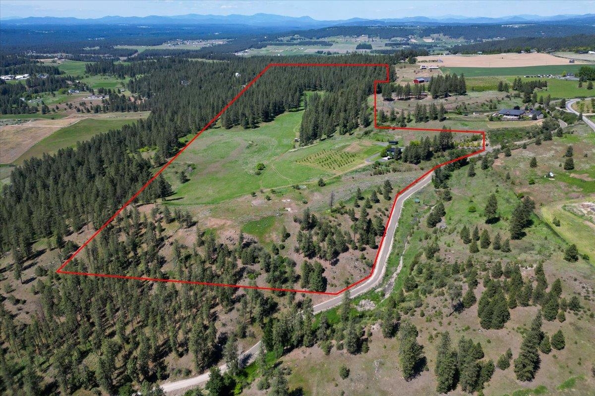 17323 North Lower Greenbluff Road Colbert, WA 99005 - Photo 40 of 47