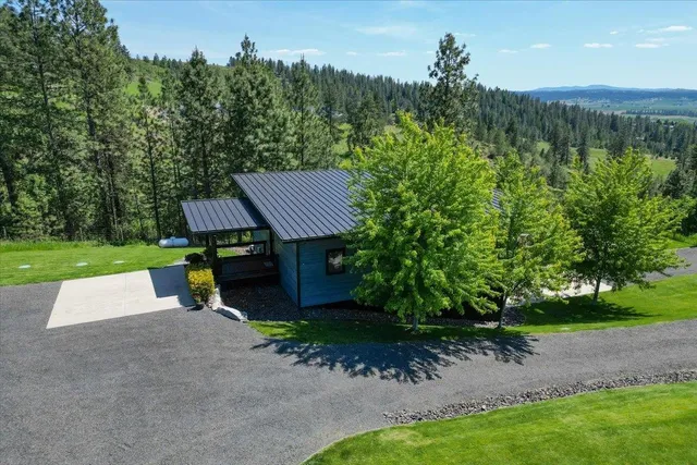 $3,300,000 | 17323 North Lower Greenbluff Road, Colbert, WA 99005