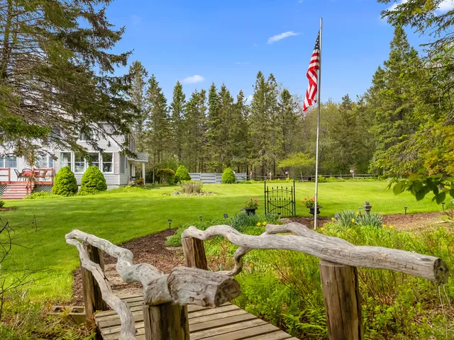$1,149,000 | 112 Rocky Point Road, Stockton Springs, ME 04981