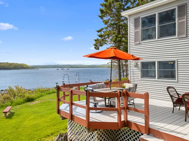 $1,149,000 | 112 Rocky Point Road, Stockton Springs, ME 04981