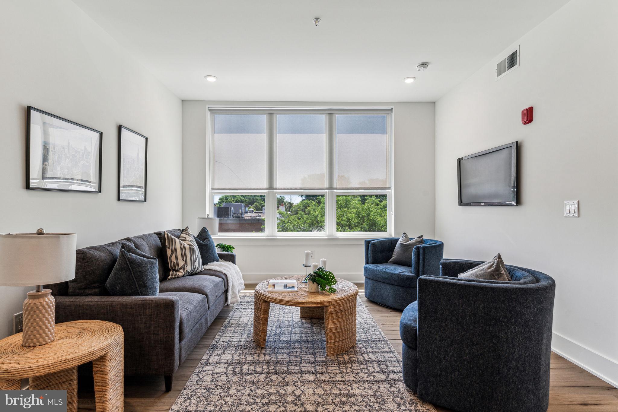 139 West Chelten Avenue, Unit 502 Philadelphia, PA 19144 - Photo 3 of 28