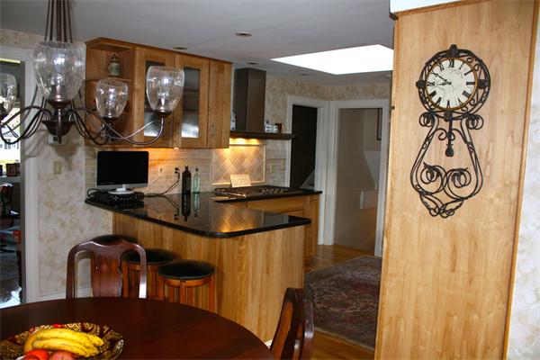 121 Spring Lane Canton, MA 02021 - Photo 6 of 27 Gallery Image 6
