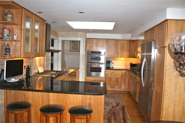 121 Spring Lane Canton, MA 02021 - Photo 7 of 27 Gallery Image 7