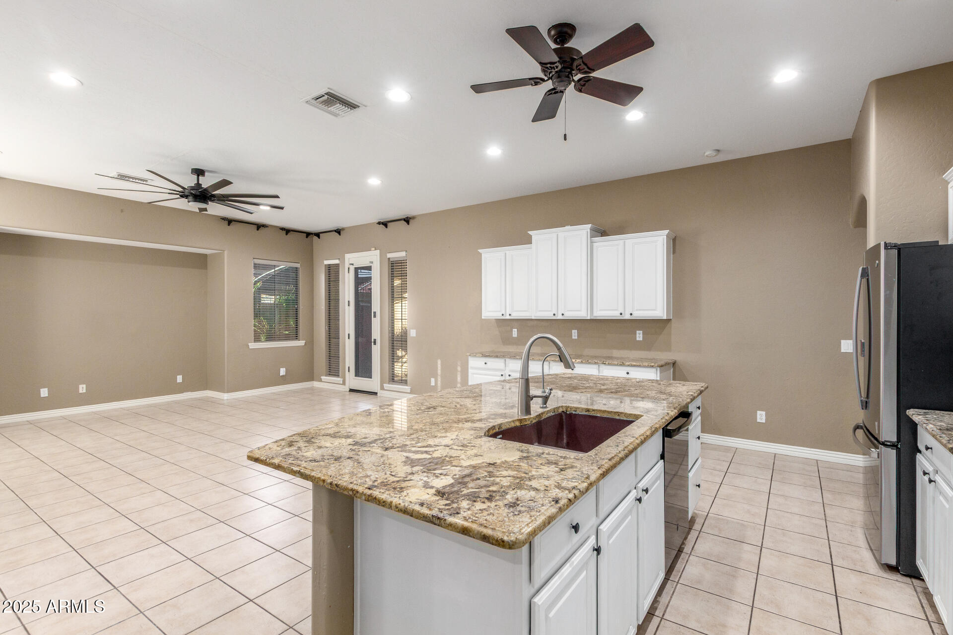 14380 West Monte Vista Road Goodyear, AZ 85395 - Photo 14 of 37 13 Monte Vista