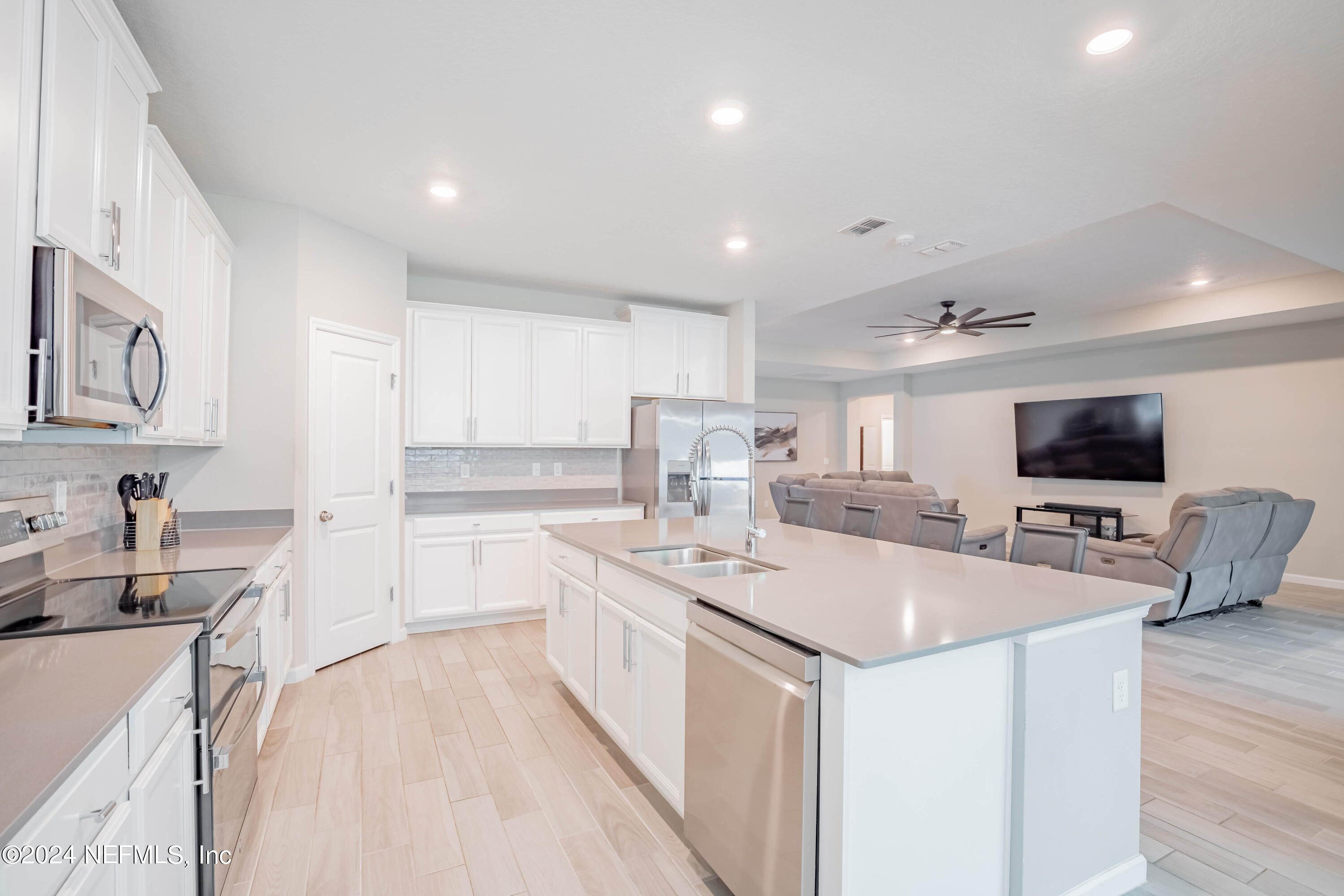 372 Brown Bear Run St. Johns, FL 32259 - Photo 8 of 37 372 Brown Bear Run-43