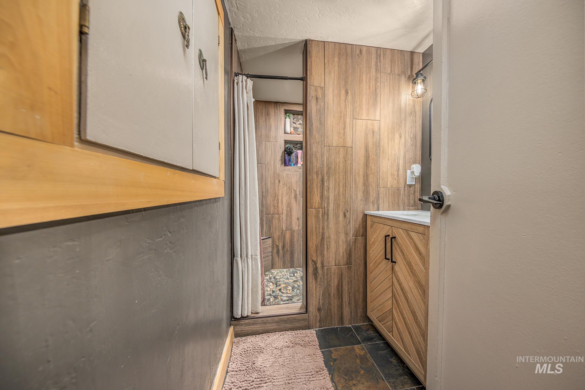 162 Short Street North Vale, OR 97918 - Photo 11 of 27