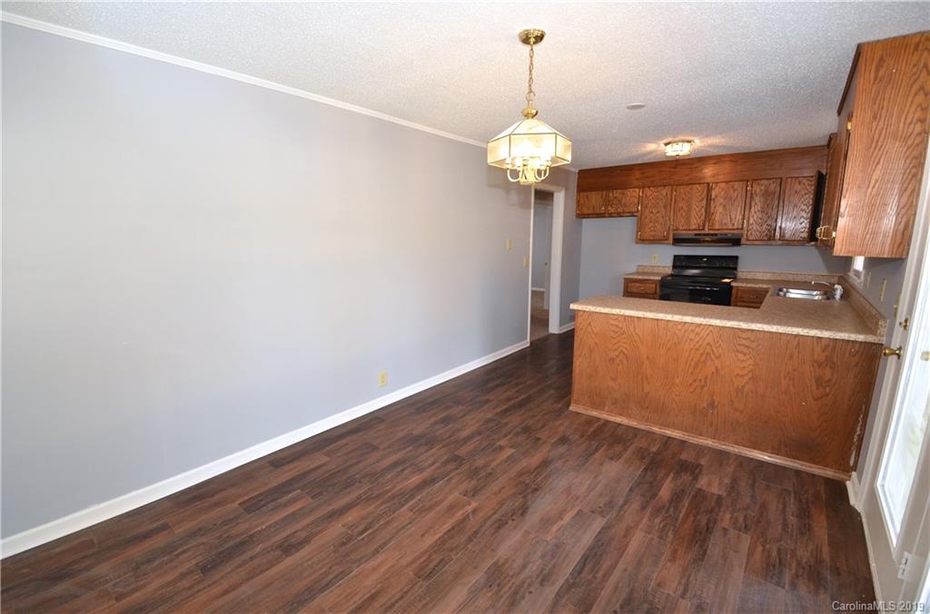 120 Richardson Road Dallas, NC 28034 - Photo 6 of 19 Gallery Image 6