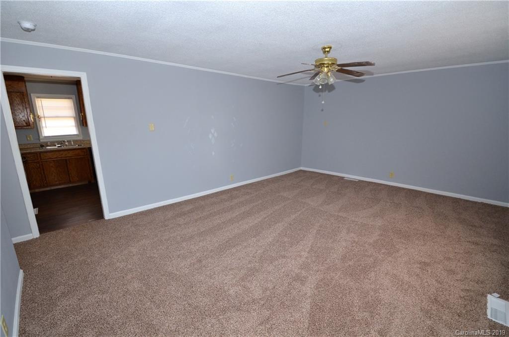 120 Richardson Road Dallas, NC 28034 - Photo 8 of 19 Gallery Image 8