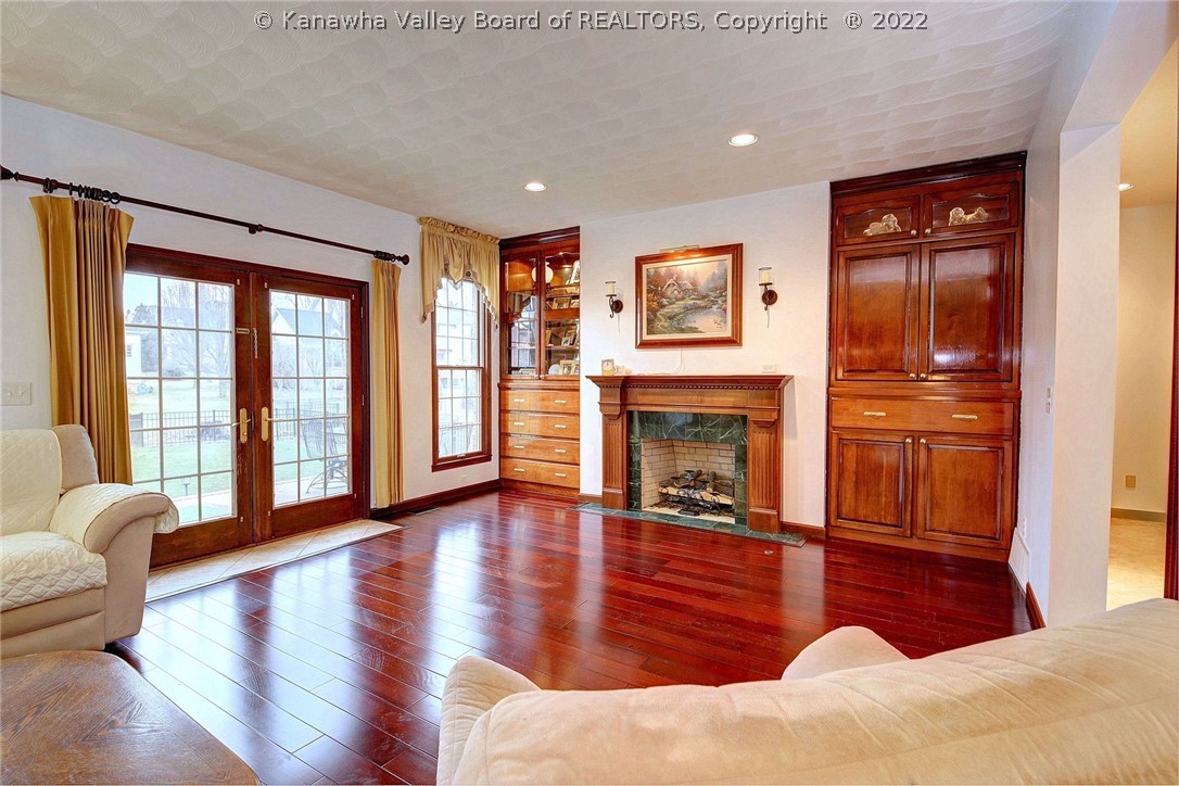 507 Edgewood Road Hurricane, WV 25526 - Photo 10 of 49 Gallery Image 10