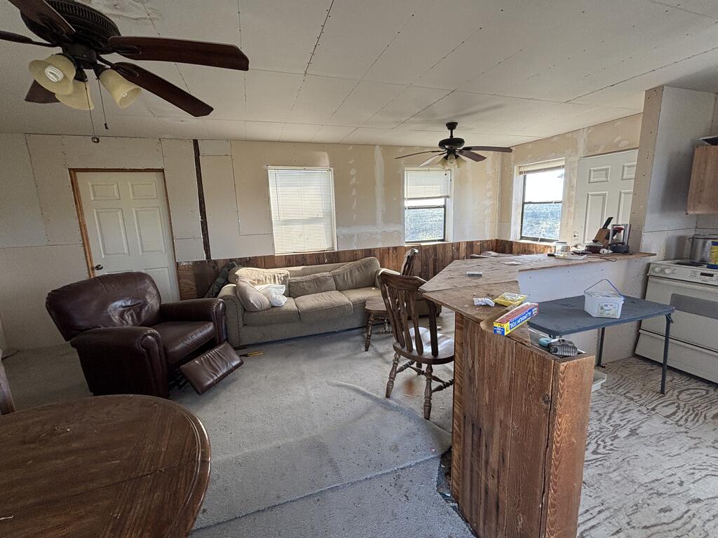 18797 Other Rocksprings, TX 78880 - Photo 6 of 31 Gallery Image 6