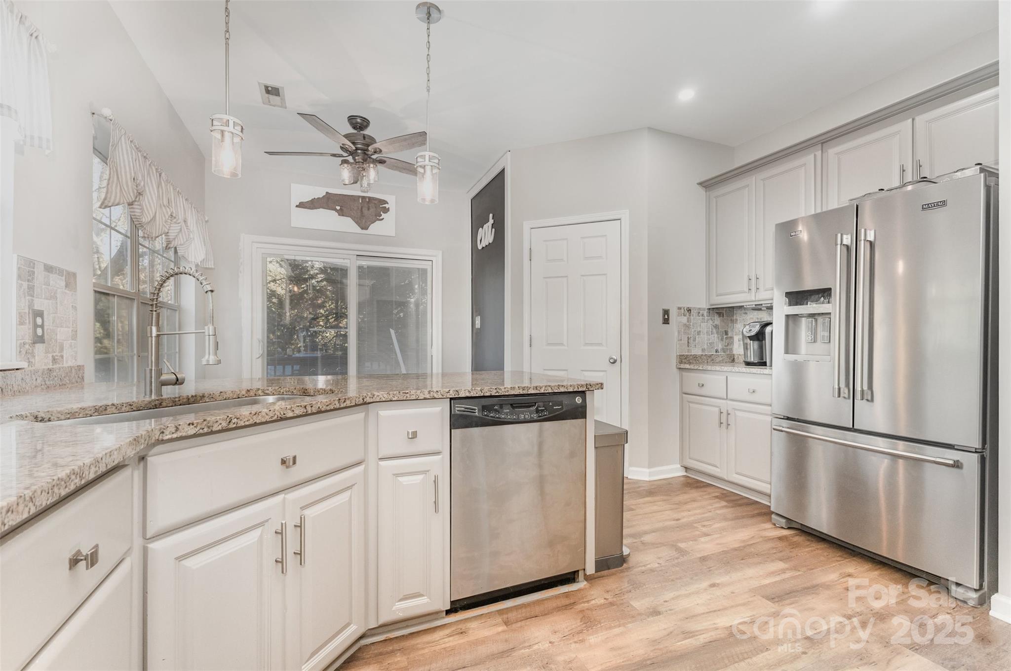 8740 Sam Dee Road Charlotte, NC 28215 - Photo 2 of 27 Gallery Image 2