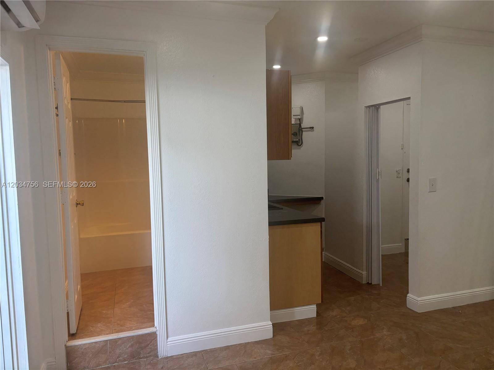 17811 Southwest 152nd Place Miami, FL 33187 - Photo 6 of 10