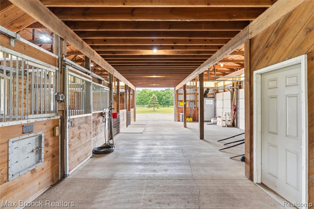2566 North 5 Mile Road Midland, MI 48642 - Photo 53 of 60
