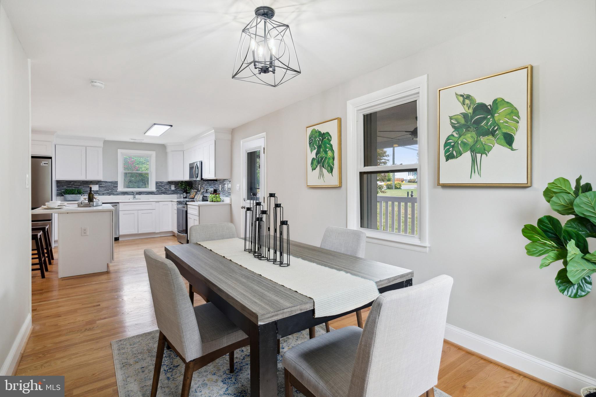 711 Uniontown Road Westminster, MD 21158 - Photo 6 of 25 Dining Room off kitchen