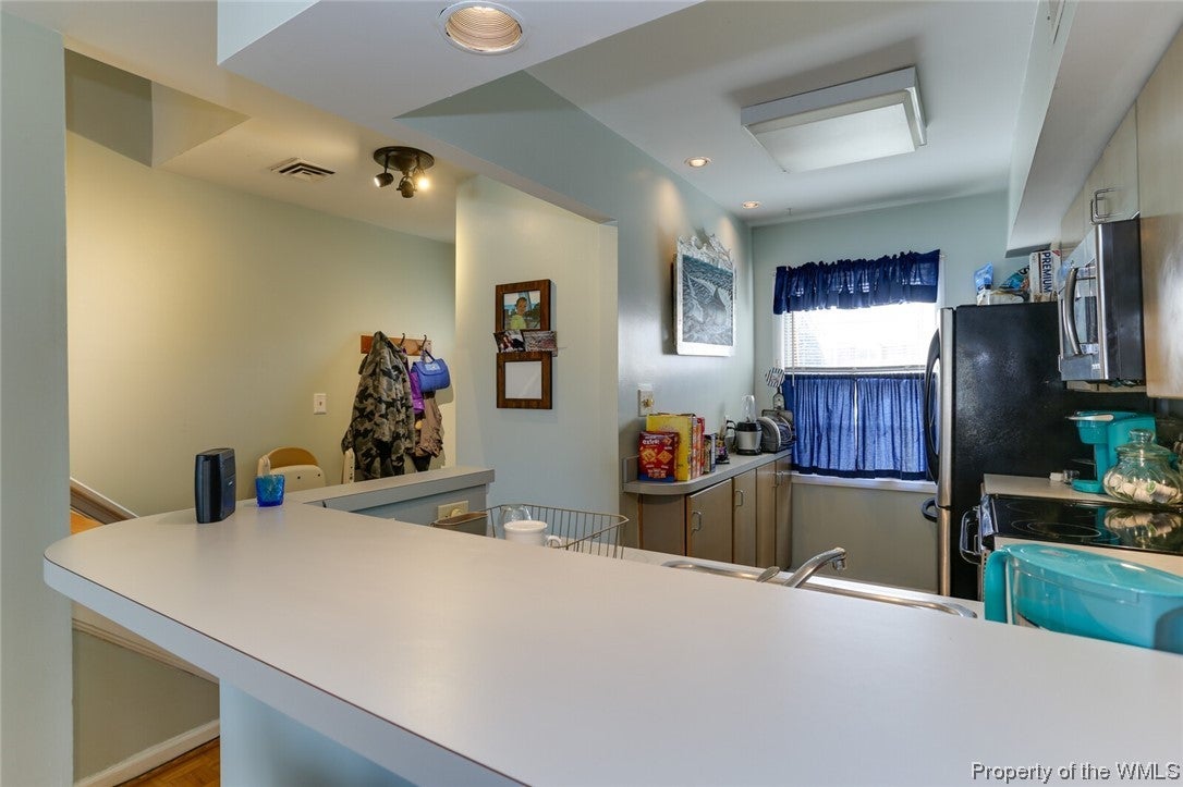 459 Bridge Street Hampton, VA 23669 - Photo 19 of 34 Gallery Image 19