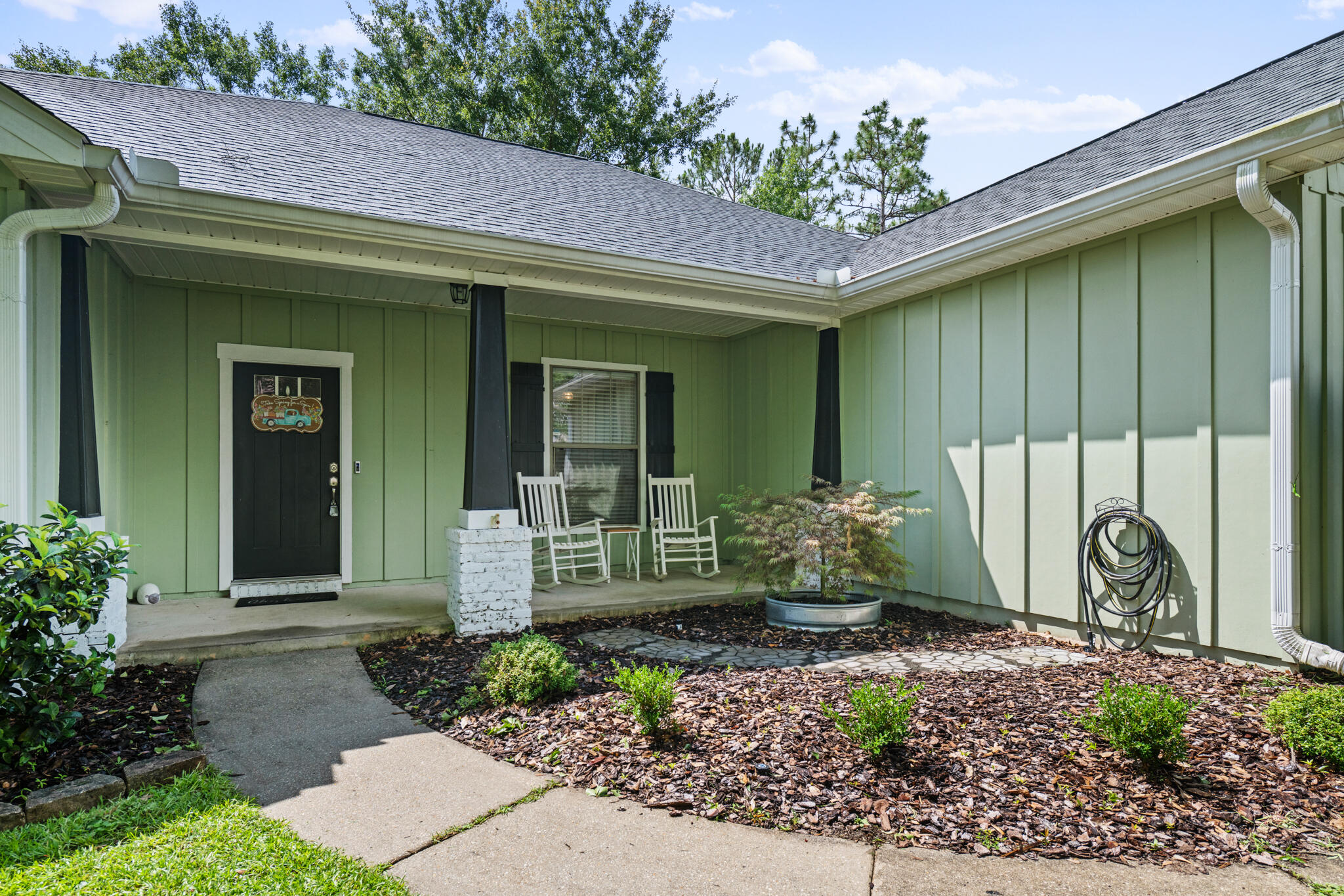 319 Key Lime Place Crestview, FL 32536 - Photo 2 of 35 319KeyLimPl-03