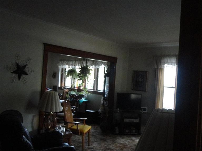 1115 Pershing Boulevard Clinton, IA 52732 - Photo 14 of 18 Gallery Image 14