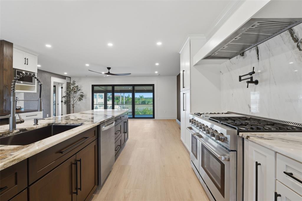 2795 North Beach Road, Unit B Englewood, FL 34223 - Photo 15 of 94