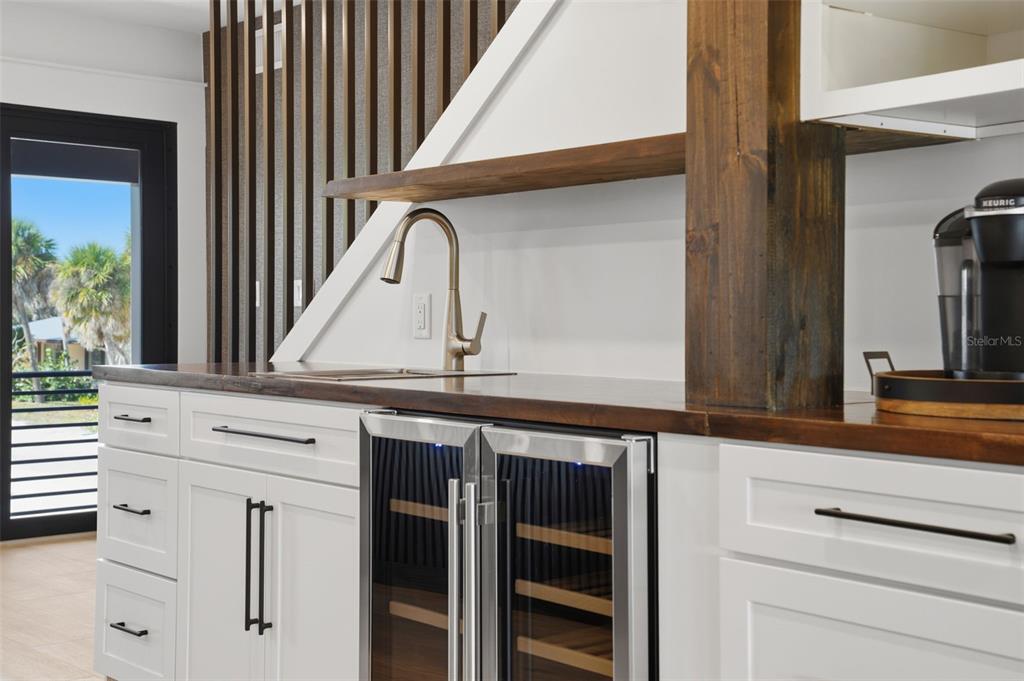 2795 North Beach Road, Unit B Englewood, FL 34223 - Photo 18 of 94