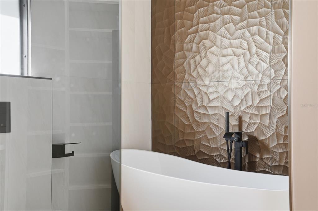 2795 North Beach Road, Unit B Englewood, FL 34223 - Photo 34 of 94