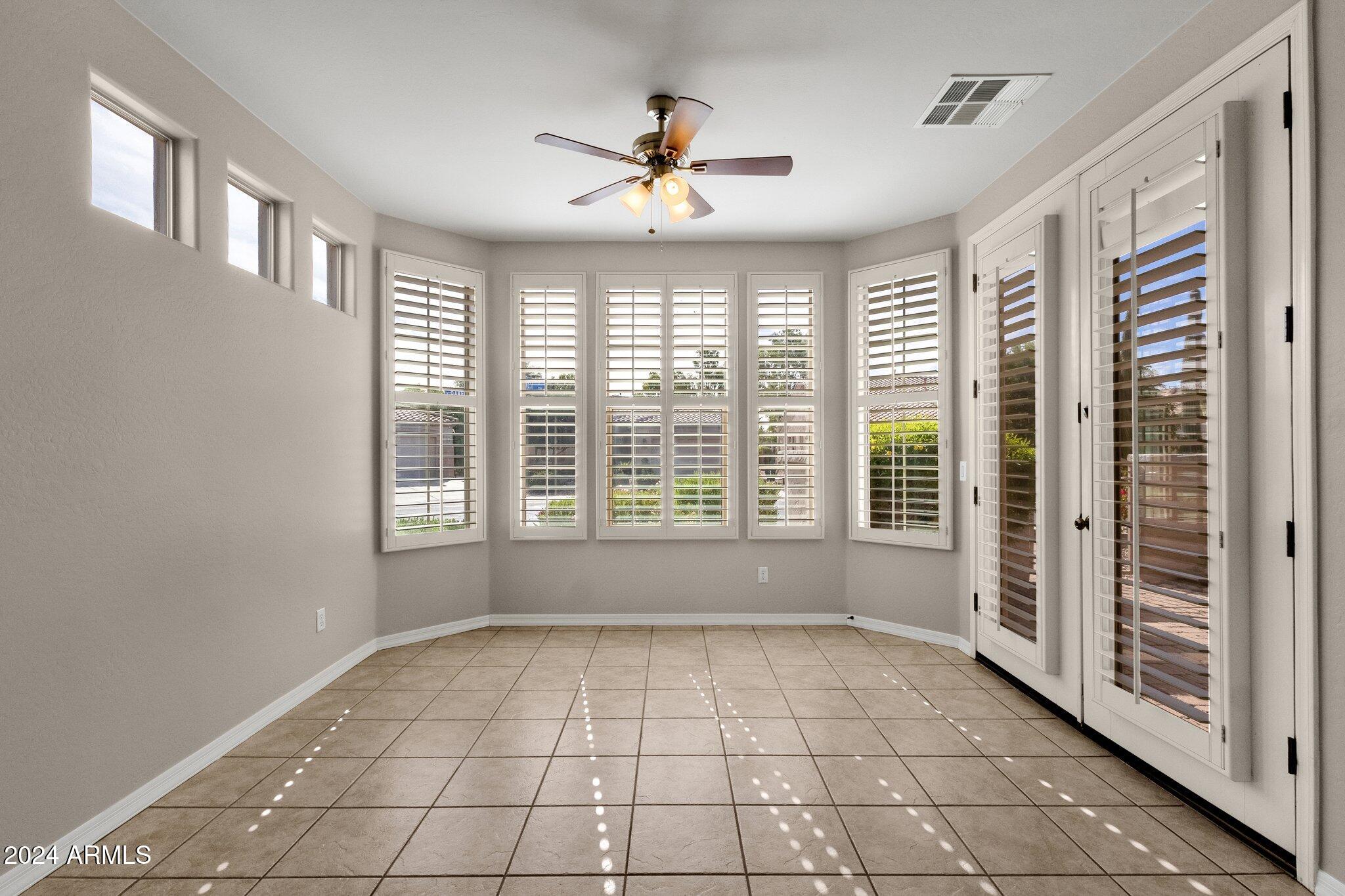 4098 East Rakestraw Lane Gilbert, AZ 85298 - Photo 12 of 31 19-web-or-mls-4098-e-rakestraw-ln