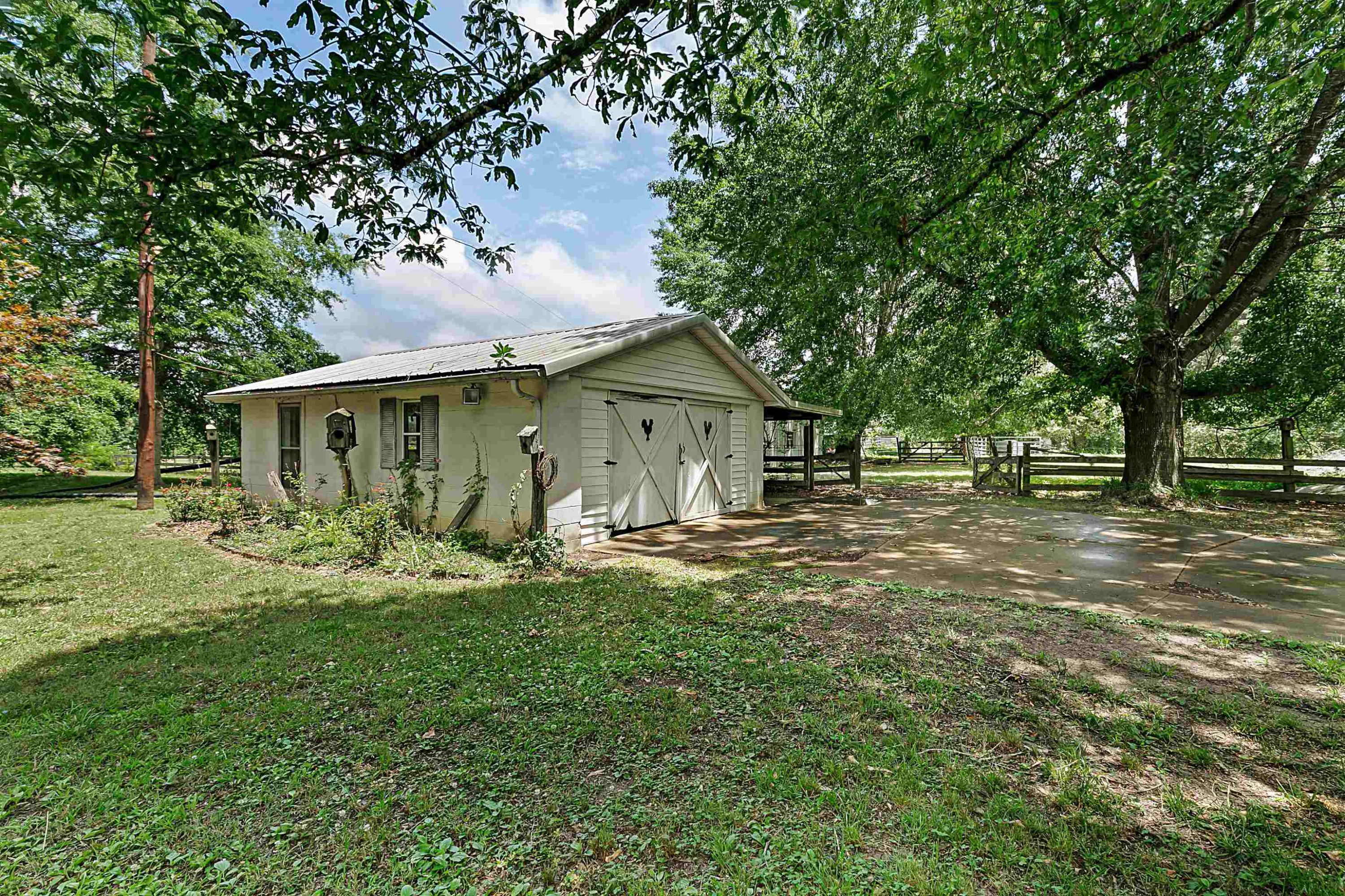 2875 Harts Bridge Road Jackson, TN 38301 - Photo 4 of 21 Photo 4