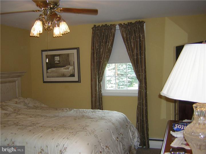 912 South Chester Road West Chester, PA 19382 - Photo 19 of 22 Bedroom - Main