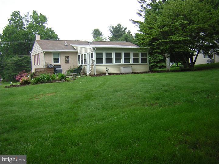 912 South Chester Road West Chester, PA 19382 - Photo 4 of 22 Exterior Back