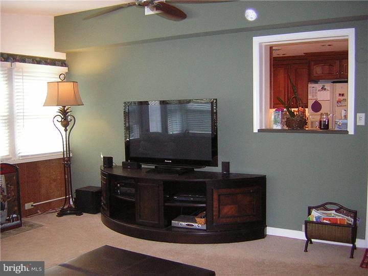 912 South Chester Road West Chester, PA 19382 - Photo 7 of 22 Family Room