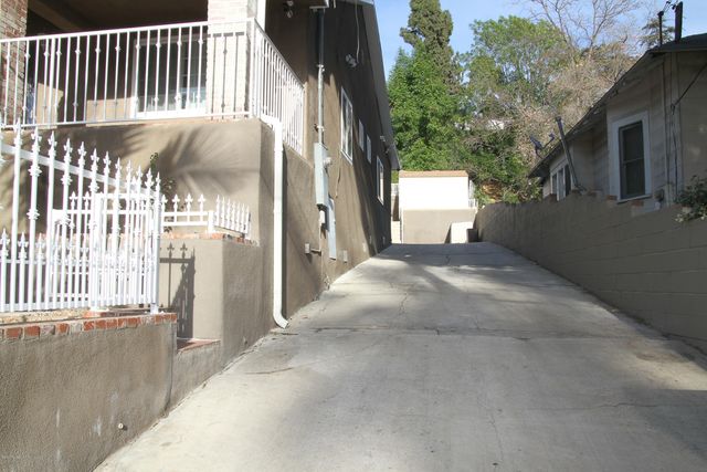 $820,000 | 423 North Avenue 52, Los Angeles, CA 90042