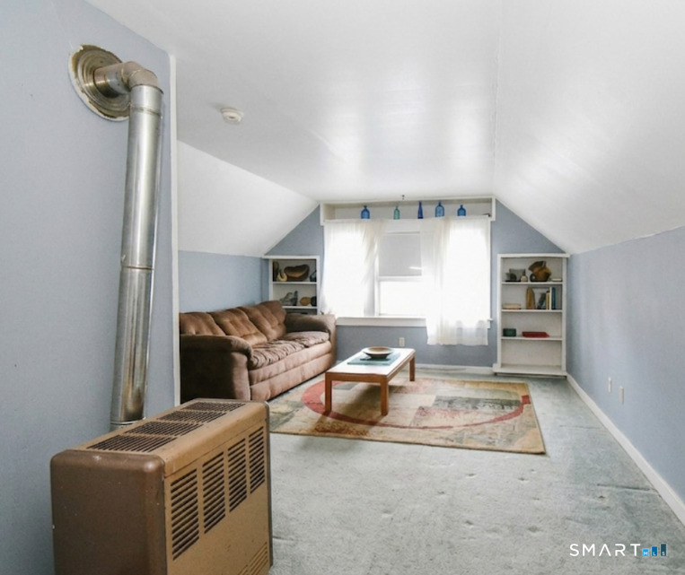 24 Summer Street Torrington, CT 06790 - Photo 4 of 16