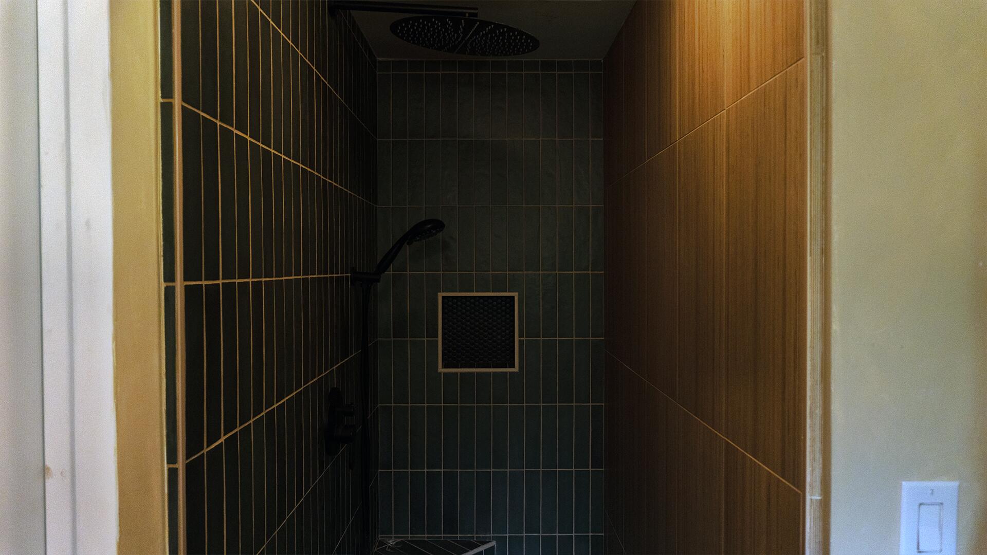 5080 Debbie Lane Redding, CA 96002 - Photo 17 of 30 Master Bath-2