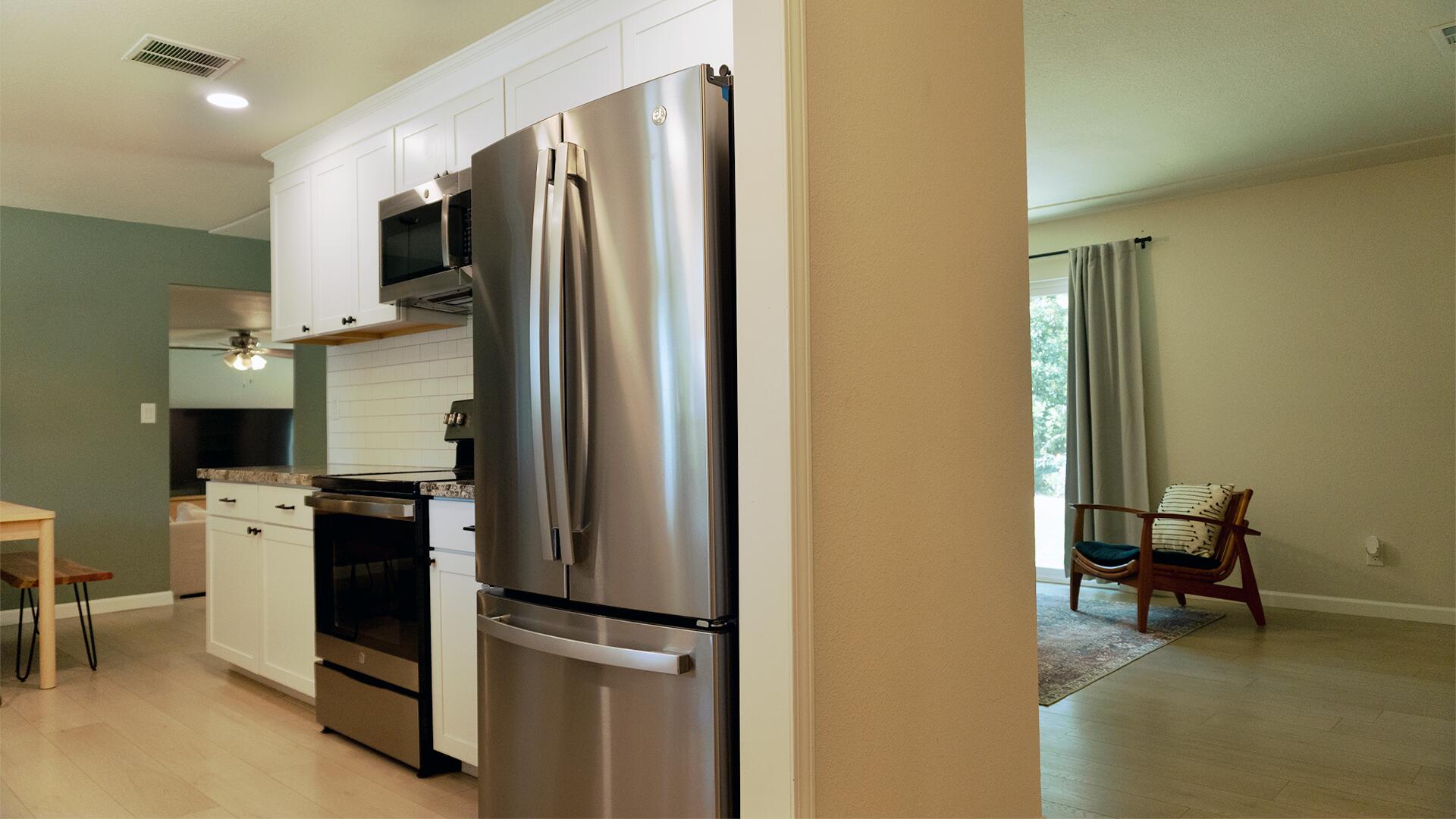 5080 Debbie Lane Redding, CA 96002 - Photo 2 of 30 Entry