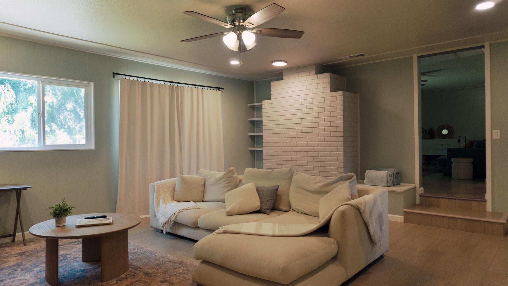 5080 Debbie Lane Redding, CA 96002 - Photo 21 of 30 Family Room-2