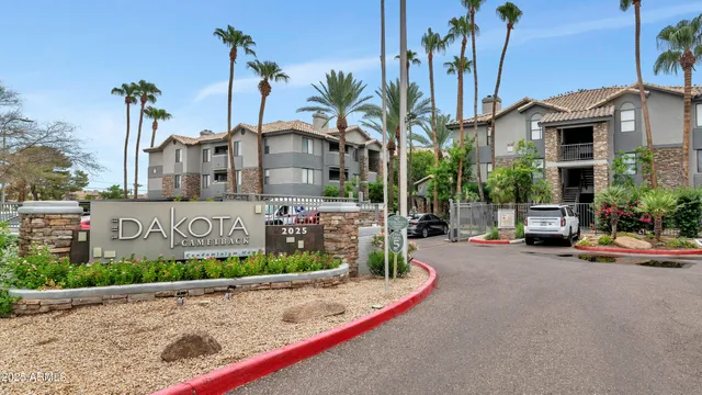$1,895 | 2025 East Campbell Avenue, Unit 143, Phoenix, AZ 85016