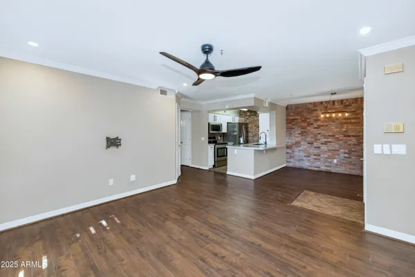 $1,645 | 2025 East Campbell Avenue, Unit 143, Phoenix, AZ 85016