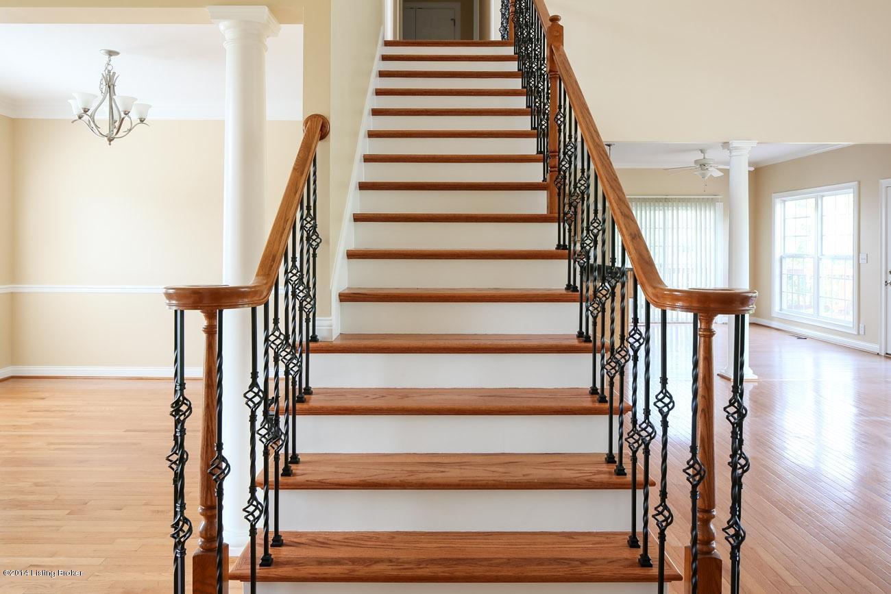 13617 Hunters Ridge Court Prospect, KY 40059 - Photo 4 of 36 staircase