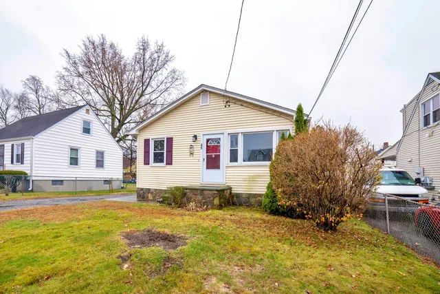 $2,950 | 45 Voight Avenue, Bridgeport, CT 06606