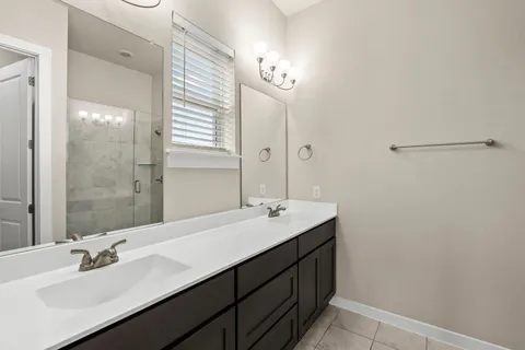 an empty room with a hallway