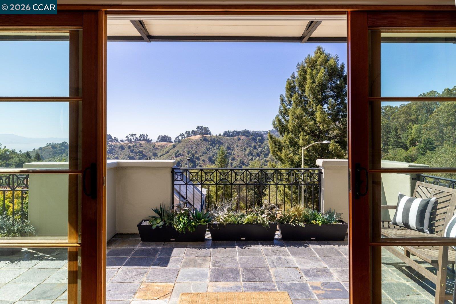 7174 Norfolk Road Berkeley, CA 94705 - Photo 3 of 28