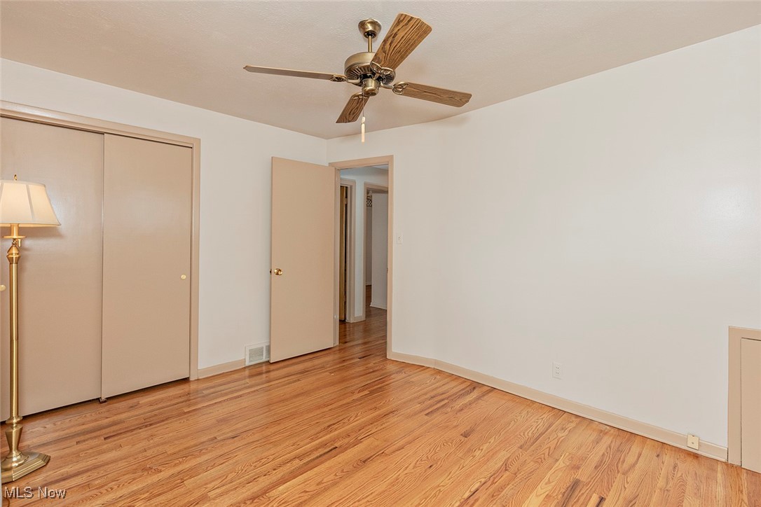 1415 Lander Road Cleveland, OH 44124 - Photo 8 of 24