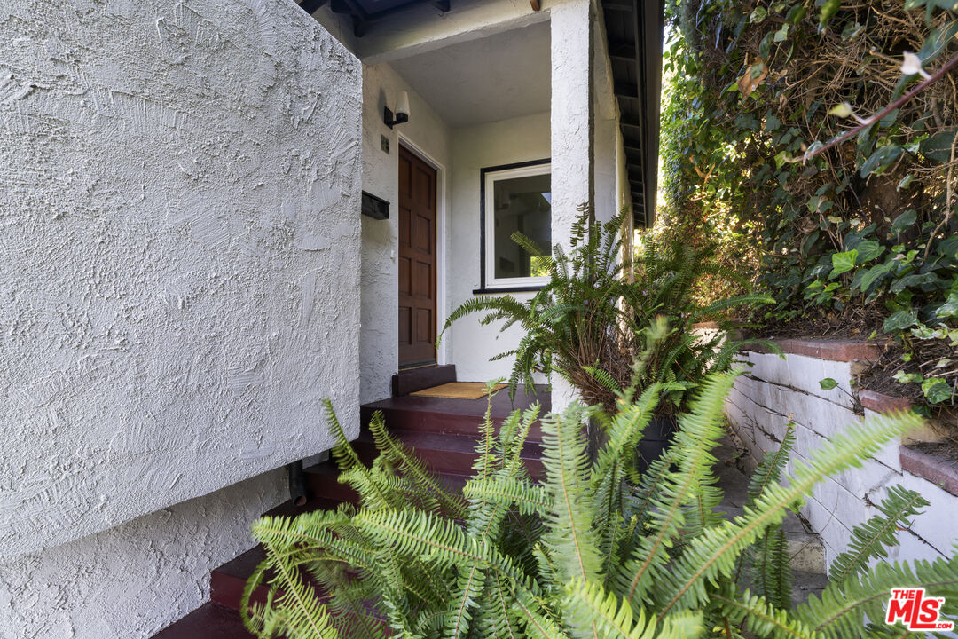 4566 Toland Way Los Angeles, CA 90041 - Photo 3 of 49