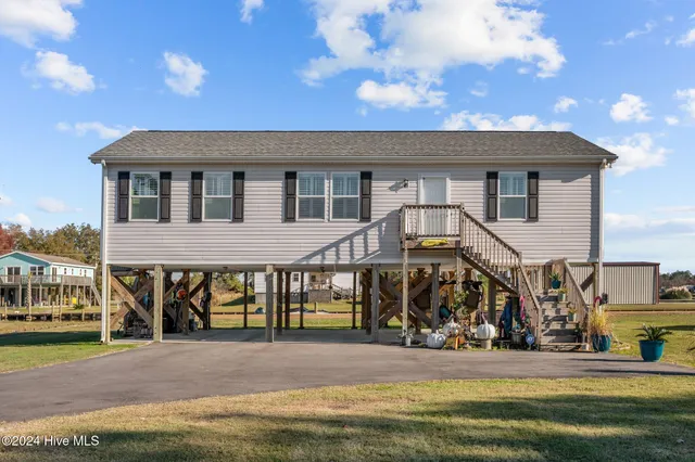 $349,000 | 1134 Whichards Beach Road, Chocowinity, NC 27817