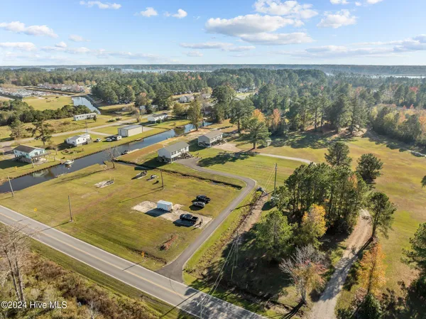 $349,000 | 1134 Whichards Beach Road, Chocowinity, NC 27817