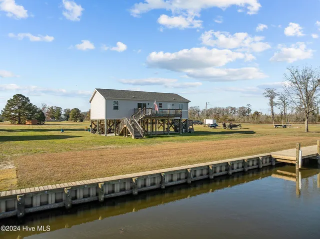 $349,000 | 1134 Whichards Beach Road, Chocowinity, NC 27817