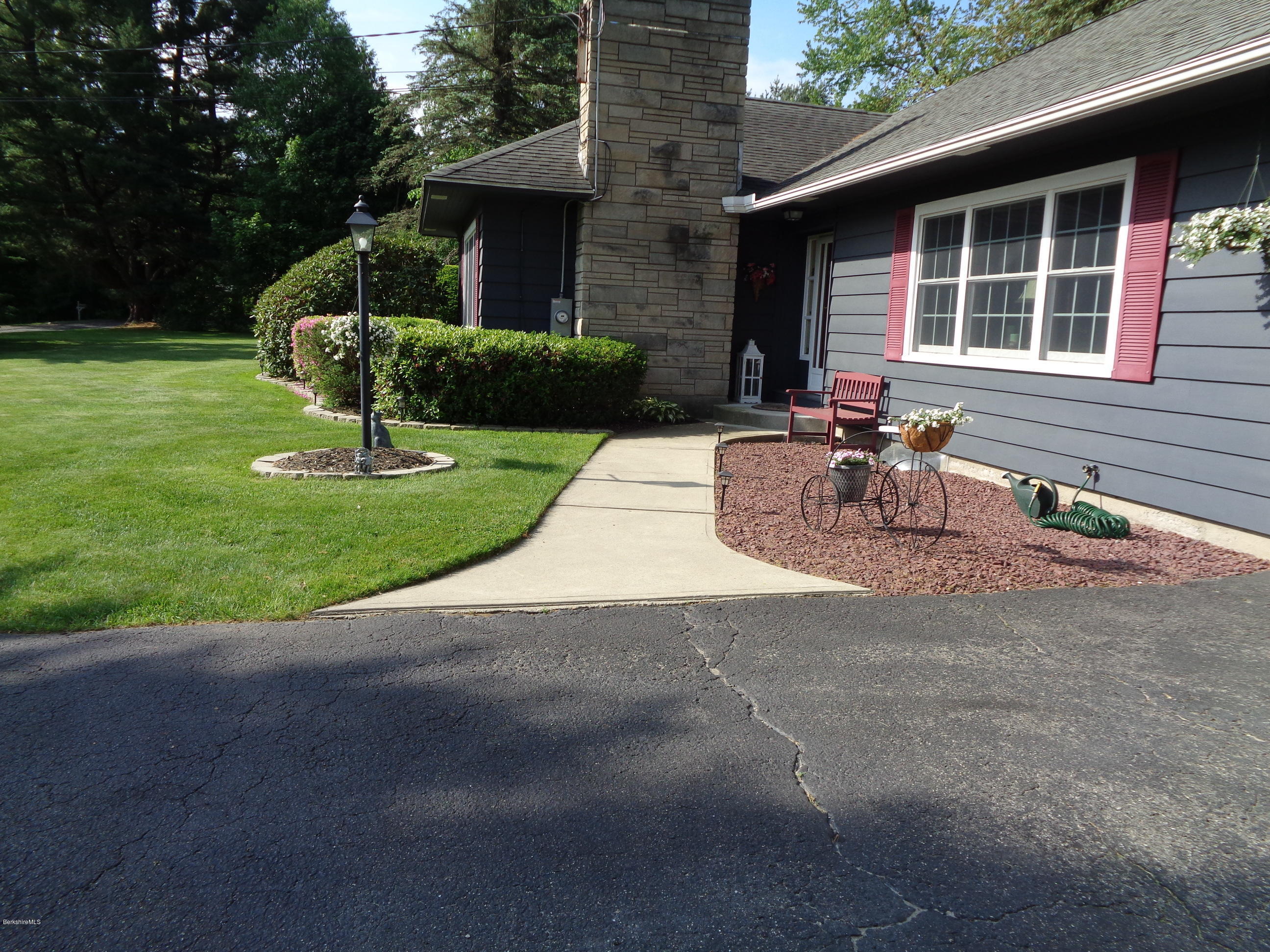 27 Partridge Road Pittsfield, MA 01201 - Photo 2 of 33 Front