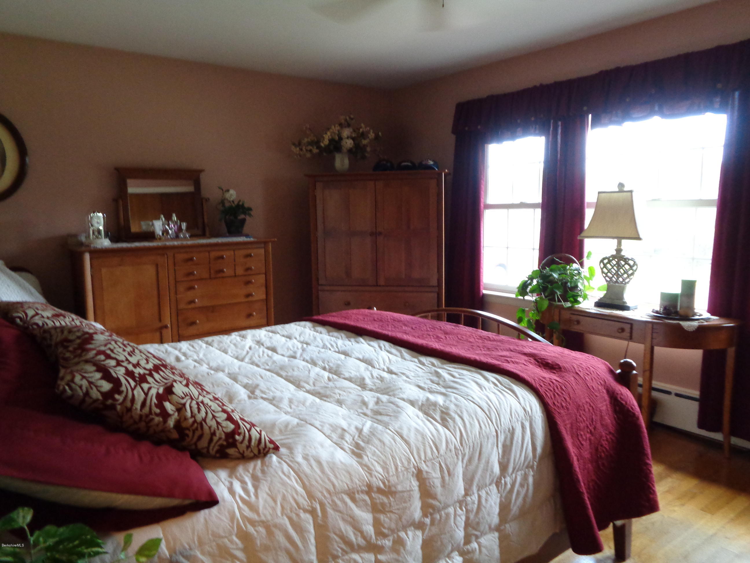 27 Partridge Road Pittsfield, MA 01201 - Photo 15 of 33 Bedroom 1