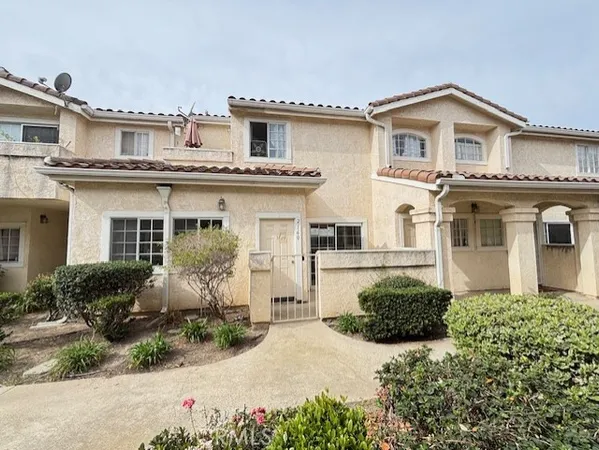 $445,000 | 2160 Blackberry Circle, Oxnard, CA 93036
